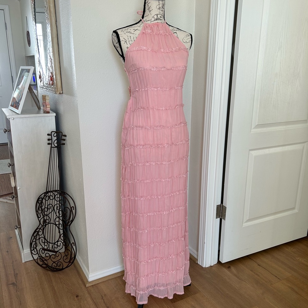 Elegant Pink Halter Backless Maxi Dress